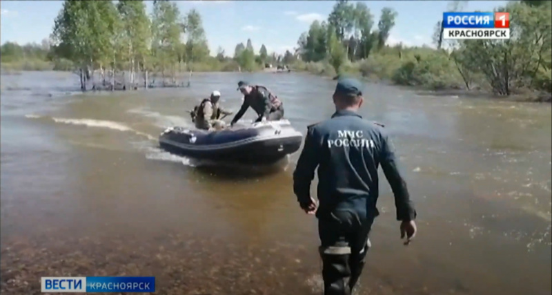 Вести Красноярск. Ситуация с паводками на юге края начинает стабилизироваться (комментарий сотрудника пресс-службы ГУ МЧС России по Красноярскому краю Романа Донцева)