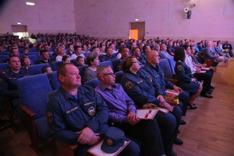 В Большемуртинском районе прошло торжественное мероприятие, посвященное Дню России