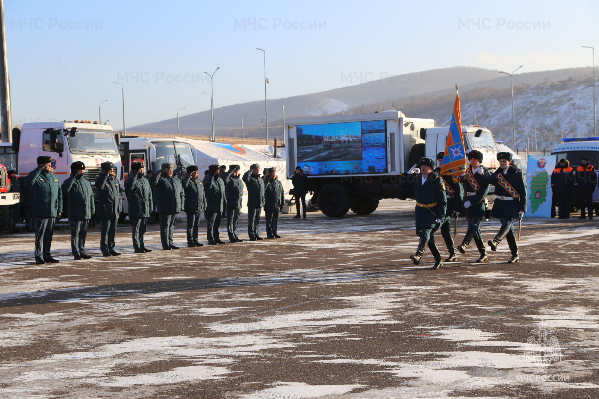 Пожарно-спасательный гарнизон Красноярского края получил новую технику -  Новости - Главное управление МЧС России по Красноярскому краю